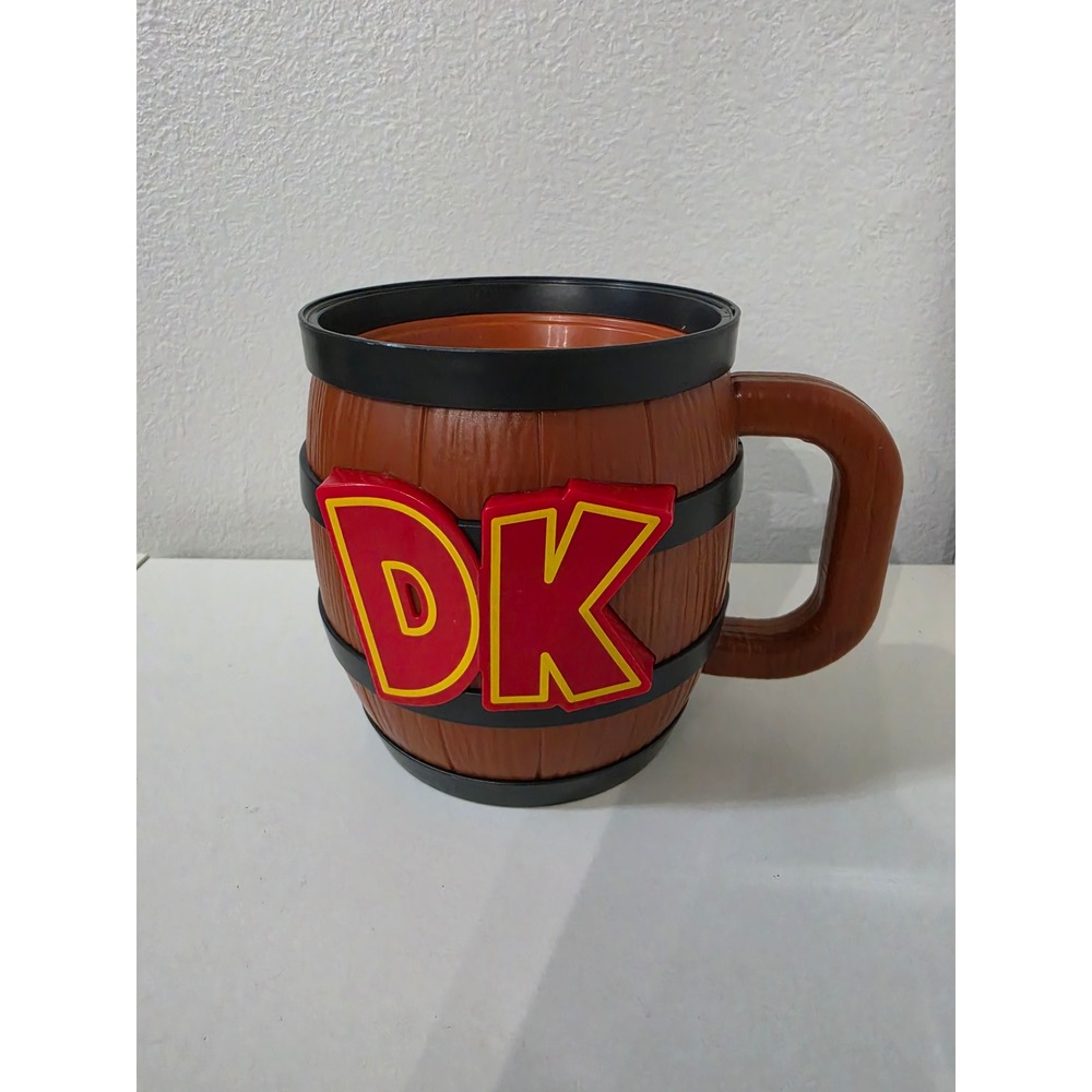 Nintendo Super Nintendo World Donkey Kong Barrel Mug Plastic Collectible Cup